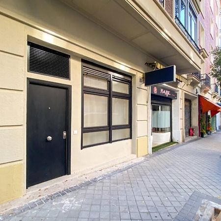 Ferienwohnung Oasis Urbano En El Corazon Financiero / Castellana Madrid Exterior foto